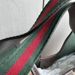 Top-tier Gucci embroidered canvas double G patterned cowhide giglio tote bag, hobo messenger bag, crossbody bag, small size 25*20