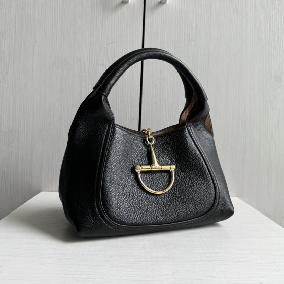 Gucci full-leather large D buckle saddle buckle softbit genuine leather messenger bag underarm bag women's bag small 27*21 large 46*26