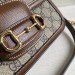 Gucci 1995 vintage saddle bag in horizontal style, 1955 horse bit buckle, pig nose bag, box bag, crafted from calfskin, messenger bag, phone bag, chain cross-body shoulder bag, dimensions 23*13