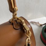 Gucci bamboo handle bag, plain weave calfskin, bamboo handle bag, handheld crossbody bag, small size 17*12, medium size 22*15