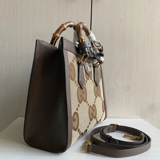 Gucci canvas and genuine leather handbag with bamboo handle, bamboo-patterned handle, mini messenger bag, shoulder bag, large size 27*24, small size 20*16