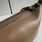 Top-grade Loewe imported lambskin woven handle bag, cala lunch box bag, hobo bag, genuine leather women's bag, cross-body messenger bag, 26*13