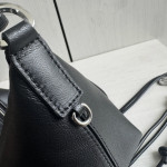 Top-grade Loewe imported lambskin woven handle bag, cala lunch box bag, hobo bag, genuine leather women's bag, cross-body messenger bag, 26*13