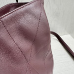 Top-grade YSL plain weave lambskin, triangular diamond pattern stitching, drawstring, lucky bag bag, chain cross-body messenger bag, 26*18