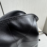 Top-grade YSL plain weave lambskin, triangular diamond pattern stitching, drawstring, lucky bag bag, chain cross-body messenger bag, 26*18
