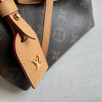 Top-level LV classic monogrammed yellow leather mini carryall nano bow phone bag messenger bag 16*15*9