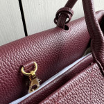 Top-tier Chanel 26a medium-sized bag, featuring a long handle and a bowling bag style with a full-leather genuine leather women's shoulder bag, size 38*23