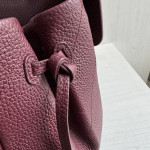 Top-tier Chanel 26a medium-sized bag, featuring a long handle and a bowling bag style with a full-leather genuine leather women's shoulder bag, size 38*23