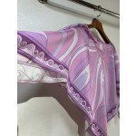 Pucci silk cloak top, made of 18-mu twill silk fabric (without closure), is a pullover with vortex psychedelic pattern printed on the front and back. Size: one size fits all