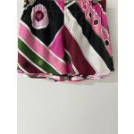 Pucci colorful silk shorts, made of heavy-weight 19-micron twill silk, feature a random print of Vivara psychedelic swirls. They have an elastic waistband and side slit pockets. Size options: 36, 38, 40, 42