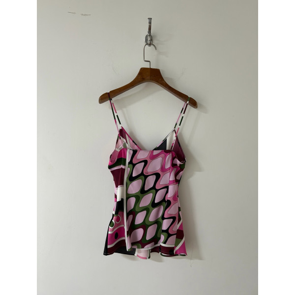 Pucci colorful silk camisole, made of heavyweight 19-micron twill silk, adorned with Vivara psychedelic swirl random print, featuring a V-neck design and thin shoulder straps. It can be paired with other items in the series. Size options: 36, 38, 40, 42