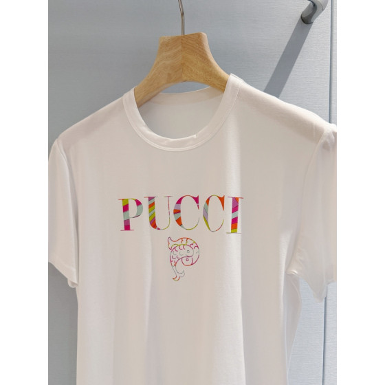 Pucci's colorful offset printing T-shirt ✨ is made of viscose blended knitted fabric, featuring a ribbed round neck, short sleeves, straight body, and straight hem. Size options include: S, M, L, XL