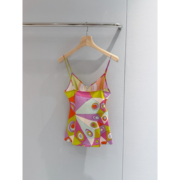 Pucci silk satin camisole ✨ 100% heavyweight twill silk, adorned with irregular Occhi random prints, V-neck design, thin shoulder straps. Size options: 36, 38, 40, 42