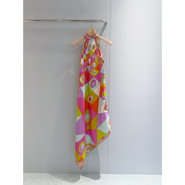 Pucci silk dress ✨ features a colorful "Occhi" pattern print, injecting an elegant and modern rhythm into the surface. Made of 100% heavyweight silk twill, sizes: 36, 38, 40, 42