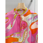 Pucci silk robe-style dress✨crafted from 100% heavyweight twill silk, featuring a relaxed and flowing silhouette, the Orchidee Print Silk Kaftan is a sleek and fully enveloping robe. Size options: 36, 38, 40, 42