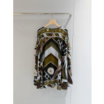 Pucci Vivara short robe dress ✨ is made of 100% silk crepe fabric, featuring Vivara positioning cutting and full-body print design. Size: one size fits all