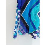 Pucci Vivara's floral shirt✨ is made of lightweight 100% high-count cotton fabric, featuring a delicate texture and comfortable feel. Size options: S, M, L, XL