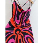 Pucci's draped halter dress✨ features its Marmo-Print, showcasing vibrant, colorful prints and luxurious fashion design. Size options: 36, 38, 40, 42