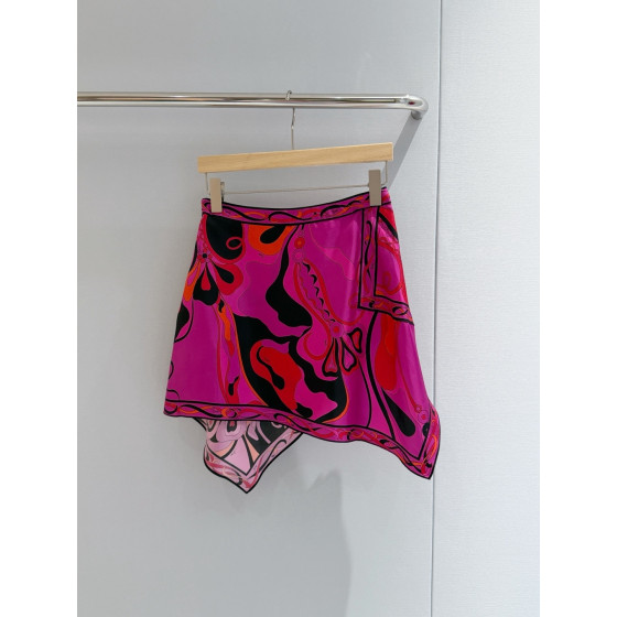 Pucci irregular skirt ✨ This scarf-style skirt features asymmetric lines and smooth 100% heavyweight twill silk fabric. Size options: 36, 38, 40, 42