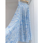 Pucci Manuba cotton skirt ✨ is made of lightweight 100% high-count cotton fabric, providing a lightweight and comfortable texture. With the Manuba print style, this simple and lightweight skirt comes in sizes: S, M, L, XL