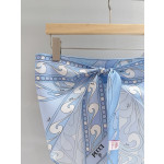 Pucci silk twill scarf, 100% silk twill, can be worn as a scarf or a camisole, featuring the iconic "Occhi" print throughout, and comes with exquisite lace-up details. Size: one size fits all