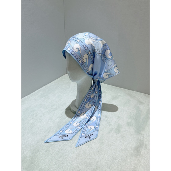 Pucci silk twill scarf, 100% silk twill, can be worn as a scarf or a camisole, featuring the iconic "Occhi" print throughout, and comes with exquisite lace-up details. Size: one size fits all