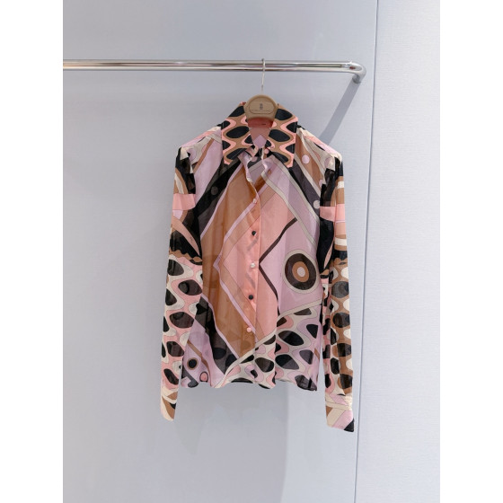 Pucci Vivara Placement‑Print Shirt ✨ Made of lightweight 100% high‑count cotton fabric.  Sizes: S, M, L, XL
