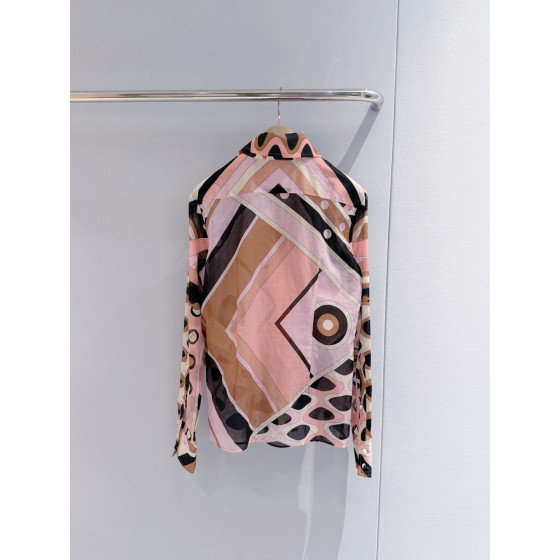 Pucci Vivara Placement‑Print Shirt ✨ Made of lightweight 100% high‑count cotton fabric.  Sizes: S, M, L, XL