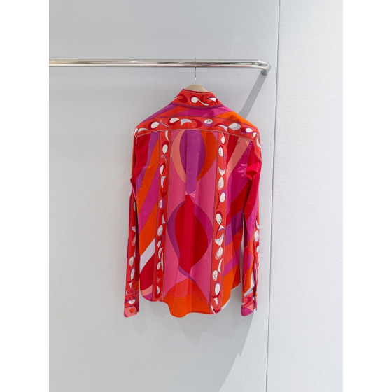 Pucci Cotton Printed Shirt ✨ 100% cotton. Features all‑over placement print of the "Orchidee" geometric motif. Finished with covered buttons, tailored fit and classic straight‑point collar.  Sizes: 36, 38, 40, 42