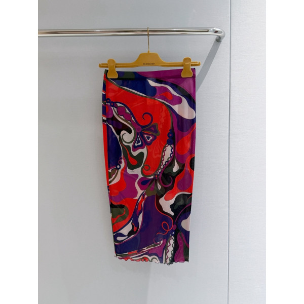 Pucci Sheer Tulle Midi Skirt ✨ All‑over print with the archival "Marmo" swirl motif. Crafted from lightweight stretch tulle mesh. Tailored cut with elastic waistband and delicate ruffle trim.  Sizes: 36, 38, 40, 42