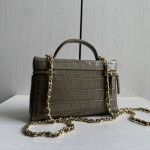 Top-grade crocodile pattern cowhide handheld makeup bag, LP style, with genuine leather interior and exterior, rice box bag, chain messenger bag, single shoulder bag, 19cm