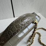 Top-grade crocodile pattern cowhide handheld makeup bag, LP style, with genuine leather interior and exterior, rice box bag, chain messenger bag, single shoulder bag, 19cm