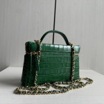 Top-grade crocodile pattern cowhide handheld makeup bag, LP style, with genuine leather interior and exterior, rice box bag, chain messenger bag, single shoulder bag, 19cm