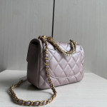 Top-tier Chanel diamond-pattern lambskin CF small square bag, square fat bag, pearl chain, vintage hardware, chain crossbody, shoulder bag, 19*14