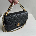 Top-tier Chanel diamond-pattern lambskin CF small square bag, square fat bag, pearl chain, vintage hardware, chain crossbody, messenger bag, large size 19*14, small size 17*12