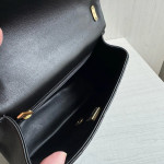 Top-tier Chanel diamond-pattern lambskin CF small square bag, square fat bag, pearl chain, vintage hardware, chain crossbody, messenger bag, large size 19*14, small size 17*12