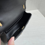 Top-tier Chanel diamond-pattern lambskin CF small square bag, square fat bag, pearl chain, vintage hardware, chain crossbody, messenger bag, large size 19*14, small size 17*12