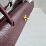 Top-tier new Chanel 26s crossbody bag women's messenger bag, 30*15