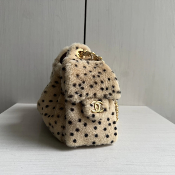 Top-tier Chanel 26a fur-lined leopard-print hobo bag, hammock bag, hippie bag, chain bag, drawstring bucket bag, mini 25 bag, single-shoulder messenger bag, 21*22*11