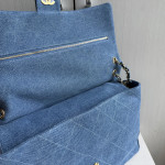 Top-tier Chanel 26a diamond-pattern denim CF style clamshell bag, underarm bag maxi, cross-body shoulder bag, genuine leather inside and outside, large size 38cm