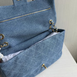 Top-tier Chanel 26a diamond-pattern denim CF style clamshell bag, underarm bag maxi, cross-body shoulder bag, genuine leather inside and outside, large size 38cm