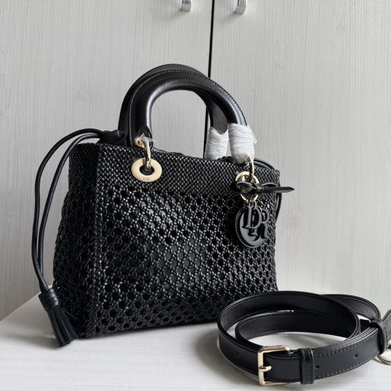 Top-tier Dior Lady Woven Bag with Drawstring Inner Pocket, Lady Woven Butterfly Knot Bag, Handbag, Crossbody Shoulder Bag