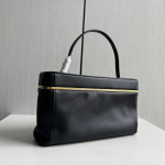 Top-tier CelinCE new style box bag frame, imported calfskin, genuine leather inside and outside, hand-twisted handbag, trunk bag, women's bag, 24*14