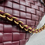 Top-grade bv woven lambskin clutch bag, chain shoulder bag, handbag, underarm bag, women's bag, 27*15