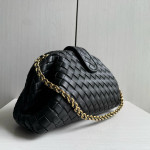 Top-grade bv woven lambskin clutch bag, chain shoulder bag, handbag, underarm bag, women's bag, 27*15
