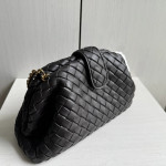 Top-grade bv woven lambskin clutch bag, chain shoulder bag, handbag, underarm bag, women's bag, 27*15