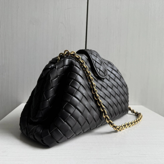 Top-grade bv woven lambskin clutch bag, chain shoulder bag, handbag, underarm bag, women's bag, 27*15