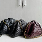 Top-grade bv woven lambskin clutch bag, chain shoulder bag, handbag, underarm bag, women's bag, 27*15