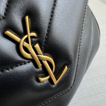 Top-grade Y Yangshulin V-pattern lambskin loulou small messenger bag cross-body shoulder bag 20*14