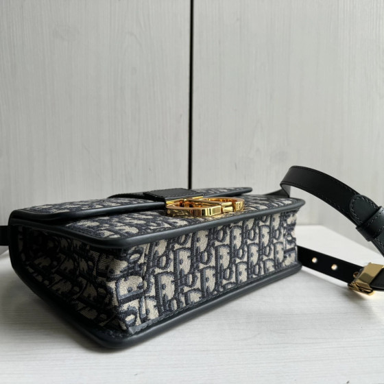Dior Montaigne bag 30montaigne vintage CD messenger bag crossbody shoulder bag 24*17